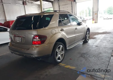 2008 Mercedes-Benz Ml 350 4Matic z USA, uszkodzony, nr VIN 4JGBB86E18A341851